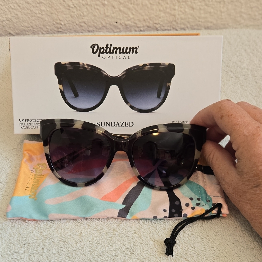 Optimum Optical Sundazed Sunglasses NWOT